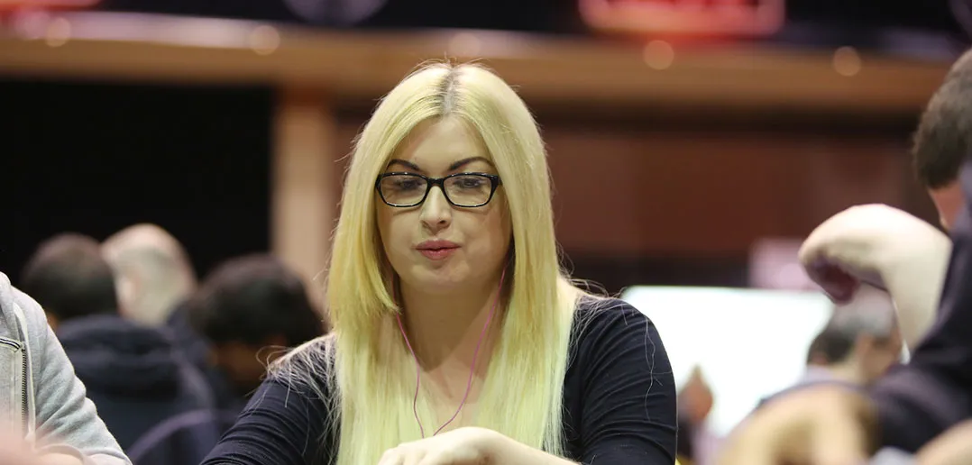 Ireland’s First Professional Female Poker Player Urges Women To Get Into The Game