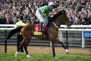 ISTABRAQ RIDDEN BY CHARLIE SWAN CHELTENHAM RACECOURSE CHELTENHAM 12 March 2002